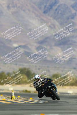 media/Jan-13-2024-SoCal Trackdays (Sat) [[9c032fe5aa]]/Turn 14 (10am)/